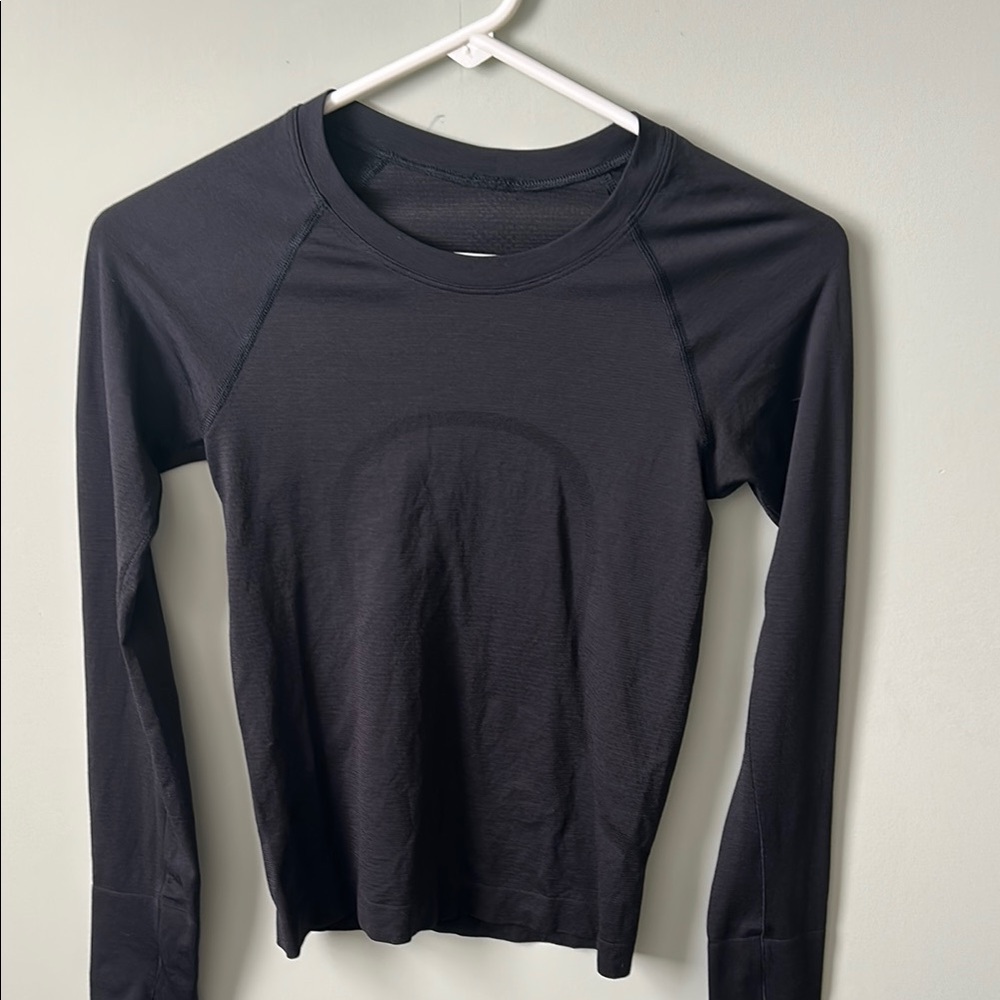 Lululemon Athletica Swiftly Tech LS 2.0 Race